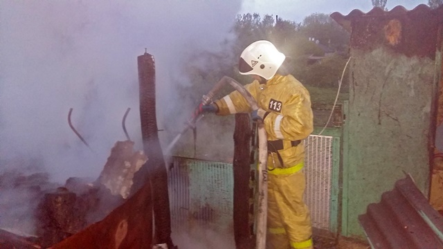 В Белгорском районе из-за газовых баллонов едва "не взлетело на воздух" домовладение